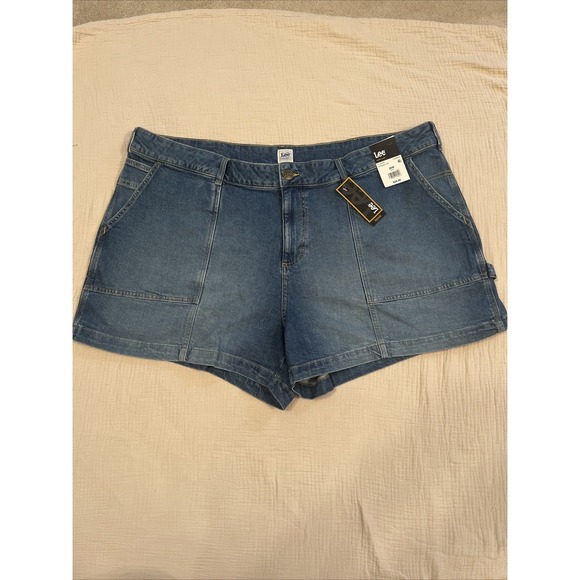 Women's Lee Mid Rise Heritage Utility Denim Shorts Blue Size 26W - Picture 1 of 7